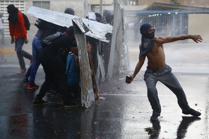 „Reuters“/„Scanpix“ nuotr./Taip Venesuela atrodo kovą