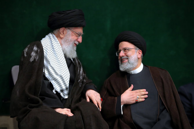 „Zuma press“/„Scanpix“/Irano aukščiausiasis lyderis ajotala Ali Khamenei ir buvęs prezidentas Ebrahimas Raisi