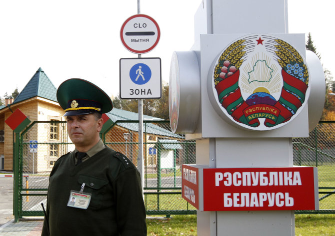„Reuters“/„Scanpix“ nuotr./Baltarusijos siena