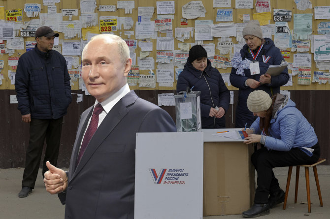 „Scanpix“ nuotr./Išankstinis balsavimas Mariupolyje