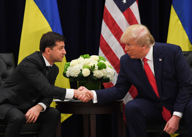 AFP/„Scanpix“ nuotr./Volodymyras Zelenskis ir Donaldas Trumpas