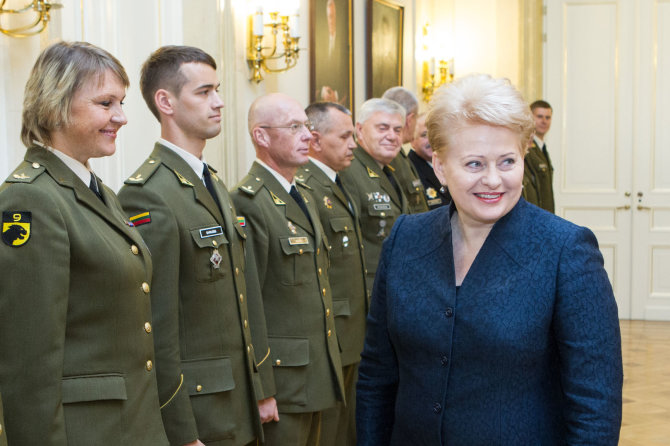 BFL/Vyginto Skaraičio nuotr./Dalia Grybauskaitė susitiko su Šaulių sąjungos vadovybe