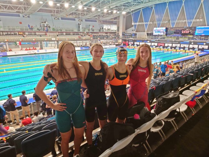 „LTU Aquatics“ nuotr./Marija Romanovskaja, Patricija Geriksonaitė, Sylvia Statkevičius ir Smiltė Plytnykaitė