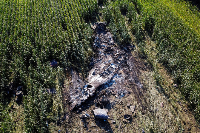 AFP/„Scanpix“ nuotr./Sudužęs lėktuvas