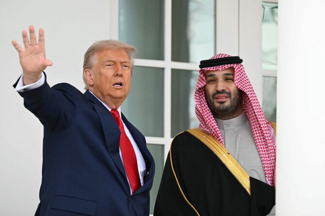 Donaldas Trumpas ir Mohammedas bin Salmanas / ANDREW CABALLERO-REYNOLDS / AFP