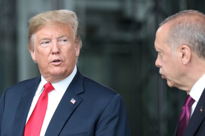 „Reuters“/„Scanpix“ nuotr./R.T.Erdoganas ir D.Trumpas