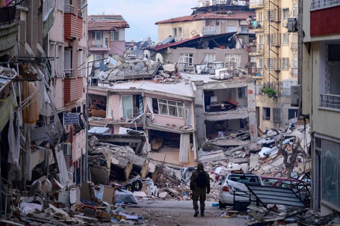 AFP/„Scanpix“ nuotr./Žemės drebėjimo sunaikintas Hatajaus miestas