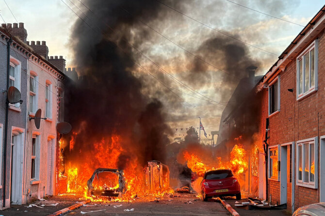 PA/ „Scanpix“/Protestai Belfaste