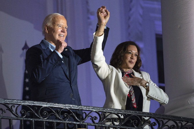 „AP“/„Scanpix“/JAV prezidentas Joe Bidenas ir viceprezidentė Kamala Harris