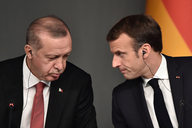 AFP/„Scanpix“ nuotr./Recepas Tayyipas Erdoganas, Emmanuelis Macronas