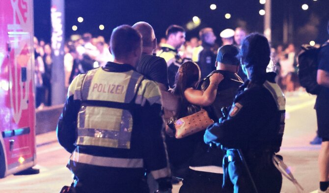 Incidentas per fejerverkų šou Diuseldorfe / David Young / dpa/picture-alliance