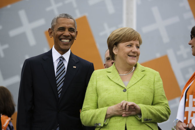 „Scanpix“/AP nuotr./Angela Merkel ir Barackas Obama Berlyne