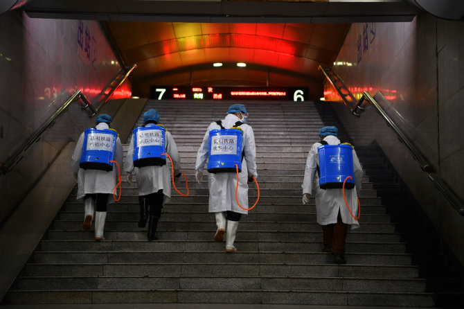 „Reuters“/„Scanpix“ nuotr./Kinijoje siaučiantis koronavirusas