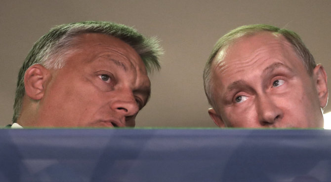 „Reuters“/„Scanpix“/Vengrijos ministras pirmininkas V.Orbanas ir Rusijos lyderis V.Putinas