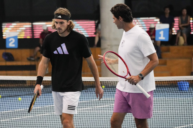 „Scanpix“ nuotr./Stefanos Tsitsipas ir Markas Philippoussis