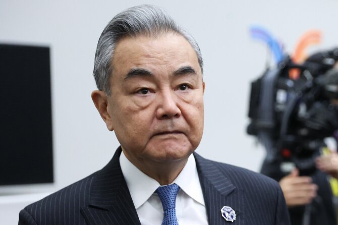 Wang Yi / Valery Sharifulin / ZUMAPRESS.com