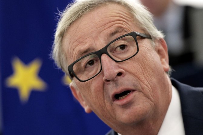 AFP/„Scanpix“ nuotr./Europos Komisijos vadovas Jeanas-Claude'as Junckeris