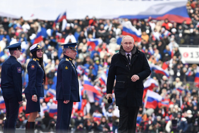 „Scanpix“/Reuters/Sputnik/ nuotr./V.Putinas koncerte, skirtame karui Ukrainoje paremti