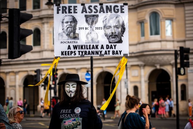 „Shutterstock“/Protestas už „WikiLeaks“ įkūrėjo J.Assange'o paleidimą į laisvę