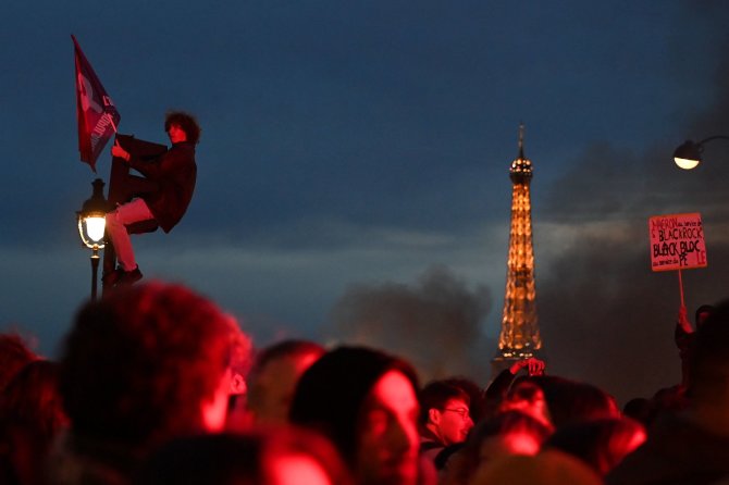 AFP/Scanpix/Estallan protestas en Francia