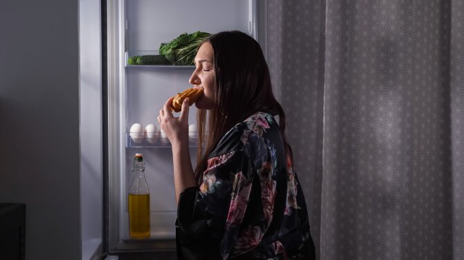 Shutterstock nuotr./Užkandžiavimas