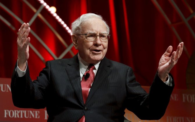 „Reuters“/„Scanpix“ nuotr./Warrenas Buffettas – „Berkshire Hathaway“ vadovas
