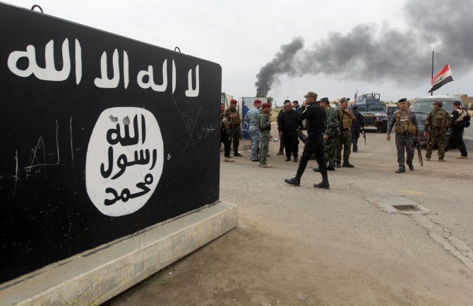 AFP / „Scanpix“ nuotr. / „Islamo valstybės“ vėliava