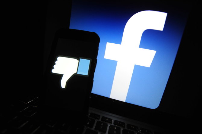 Vida Press nuotr./„Facebook“ per kelias savaites sukčiams pervedė apie 99 mln. dolerių