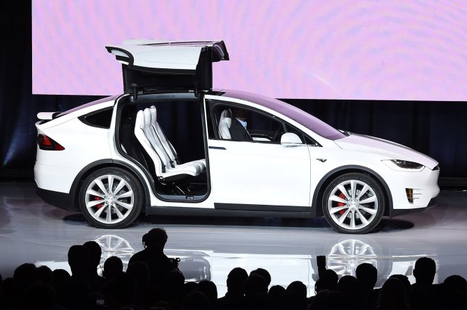 AFP/„Scanpix“ nuotr./„Tesla Model X“ pristatymas