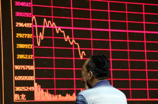 „Reuters“/„Scanpix“ nuotr./Neramumai pasaulio akcijų biržose 