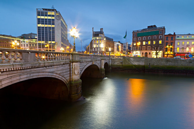 123rf.com/Airijos didvyrio Danielio O'Conelio vardo tiltas Dubline