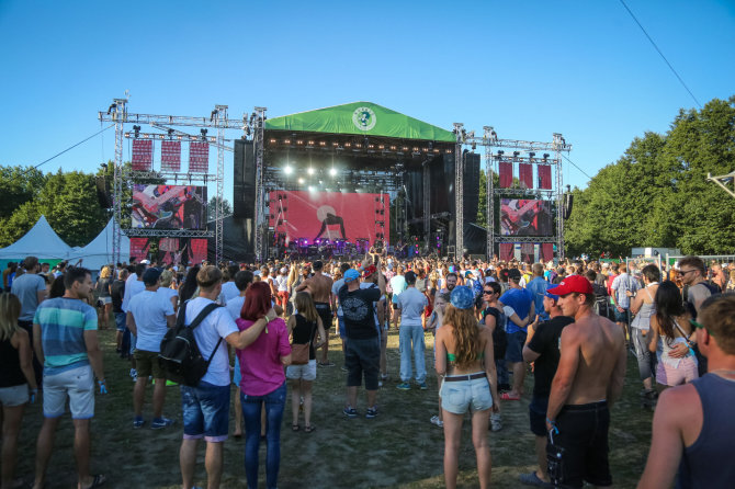 Juliaus Kalinsko/15min.lt nuotr./Festivalio „Karklė 2015“ akimirka