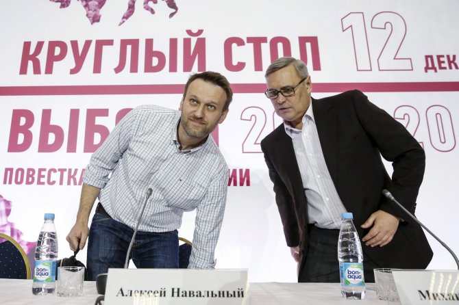 „Reuters“/„Scanpix“ nuotr./A.Navalnas ir M.Kasjanovas