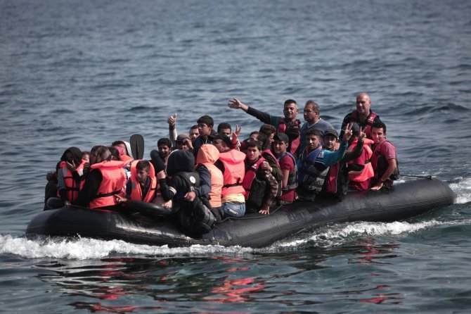 AFP/„Scanpix“ nuotr./Pabėgėliai Viduržemio jūroje
