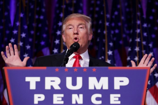 AFP/„Scanpix“ nuotr./Donaldo Trumpo kalba laimėjus prezidento rinkimus