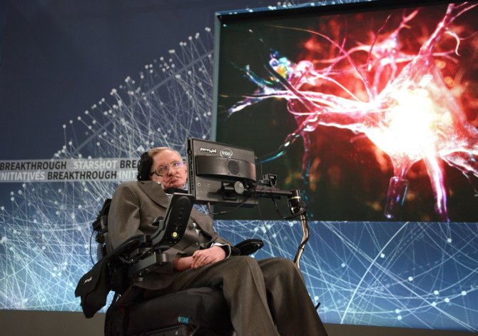 AFP/„Scanpix“ nuotr./Stepheno Hawkingo ir Jurijaus Milnerio pristatymas Niujorke