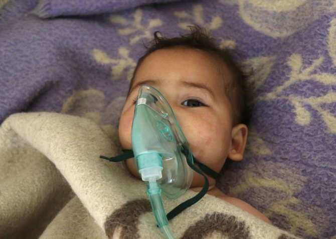 AFP/„Scanpix“ nuotr./Cheminio ginklo ataka Sirijoje