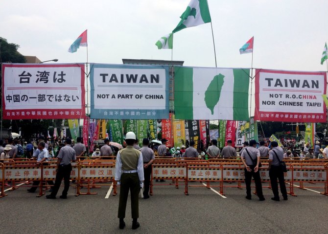 15min skaitytojo Tomo nuotr./Taivane šalies prezidente prisaikdinta Tsai Ing-wen