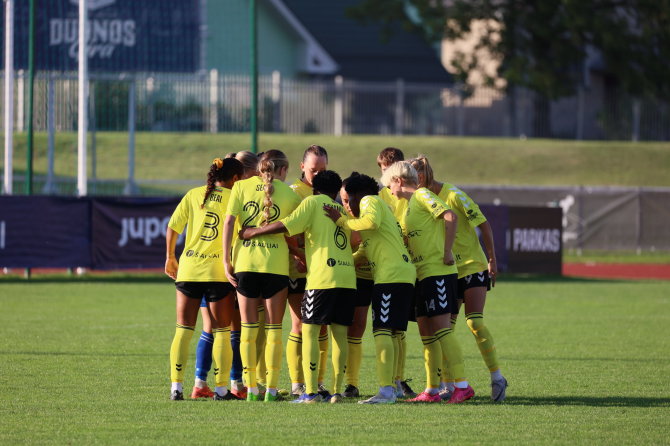 fkgintra.lt nuotr./Šiaulių „Gintros“ futbolininkės