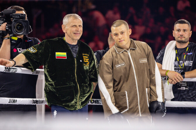 Teodoro Biliūno / BNS nuotr./„UTMA 13“ ir „Stanionis promotions“ kovų turnyras Kauno „Žlagirio“ arenoje