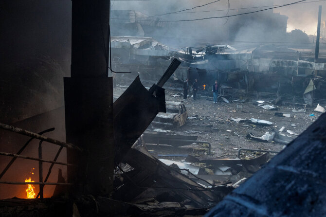 „Reuters“/„Scanpix“/Rusija atakavo Kyjivą