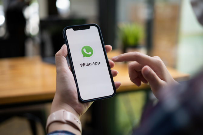 Shutterstock nuotr./„WhatsApp“ programėlė