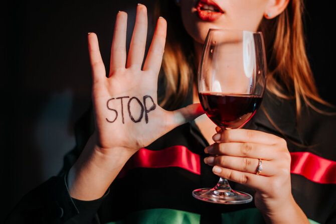 Shutterstock nuotr./Alkoholio vartojimas