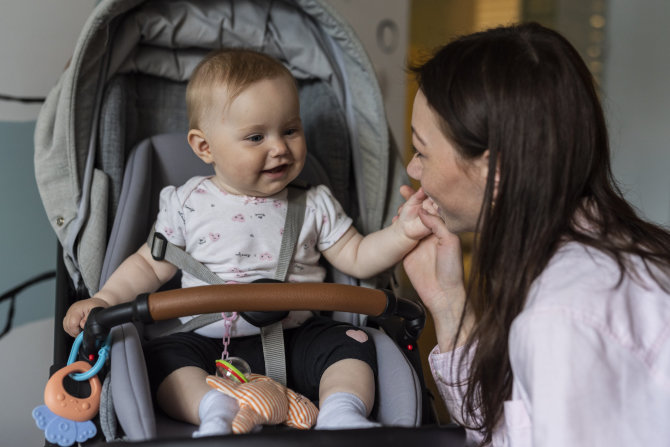 Photo by Dalius Pacevičius / Julia with her daughter