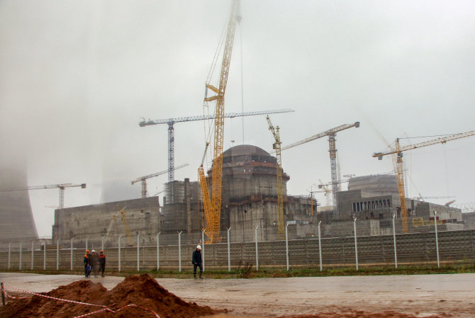 Luko Balandžio / 15min nuotr./Prezidentės valdymo metais kaimyninėje Baltarusijoje ėmė kilti Astravo atominė elektrinė, o Lietuva savosios – Visagino jėgainės – taip ir nepastatė.