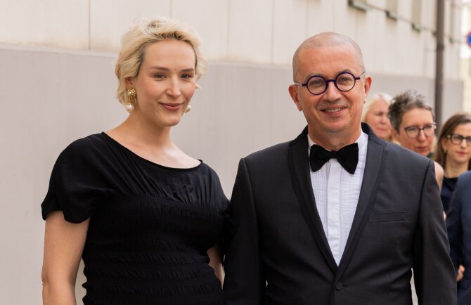 Patricija Adamovič / BNS nuotr./Aleksandras Pogrebnojus su žmona Egle