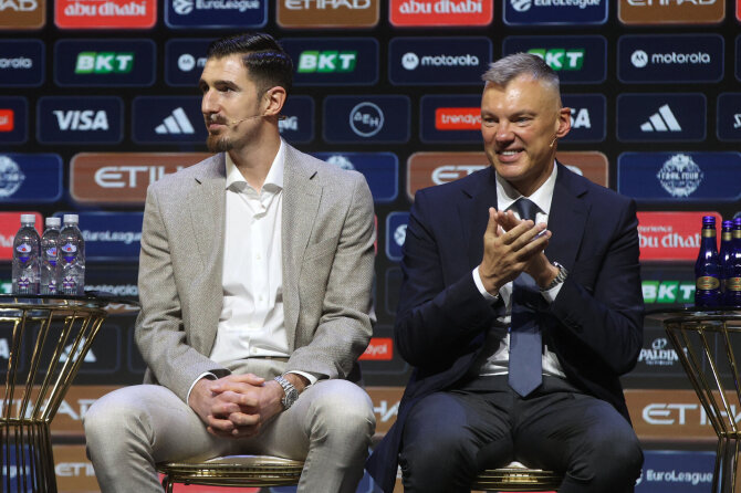 Vida Press nuotr./Nando De Colo ir Šarūnas Jasikevičius
