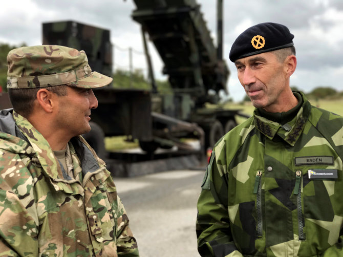 „Reuters“/„Scanpix“/ginkluotųjų pajėgų vyriausiasis vadas generolas Mikaelis Budenas