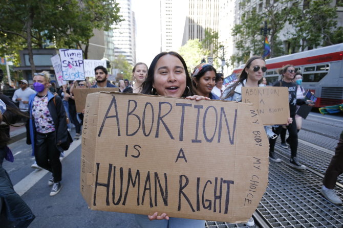 ZUMAPRESS / Scanpix nuotr./Protestas prieš abortų draudimą