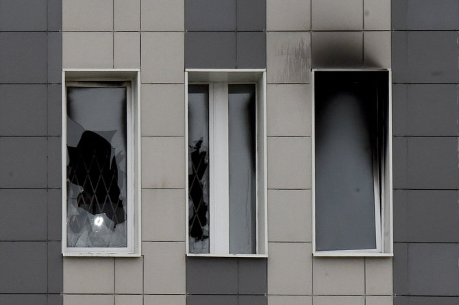 AFP/„Scanpix“ nuotr./Gaisras Sankt Peterburgo ligoninėje